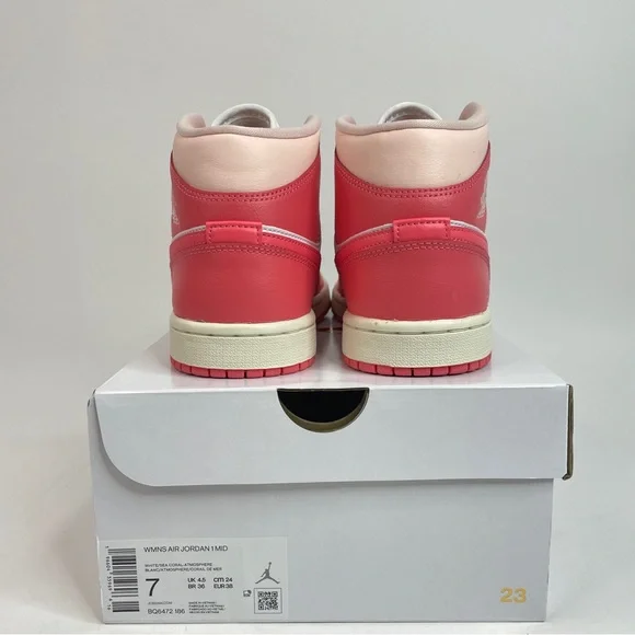 Nike Air Jordan 1 Retro Mid WMNS “Strawberries & Cream” 2023